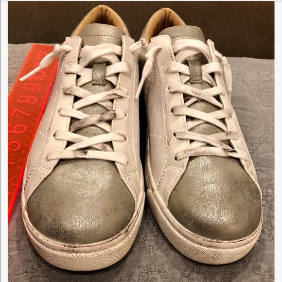 Who What Wear Gold Distressed Low Top Sneakers - Picture 3 of 8